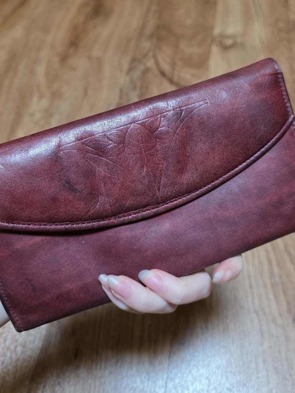 Vintage Rolfs Burgundy Red Cowhide Leather Wallet